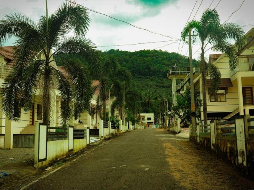 Nest Resorts Athirappilly Bagian luar foto